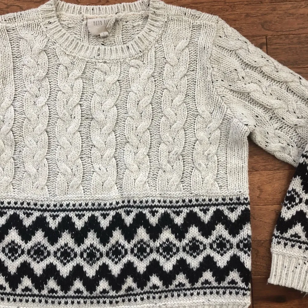 Moon River Gray and Navy Sweater - Image 4