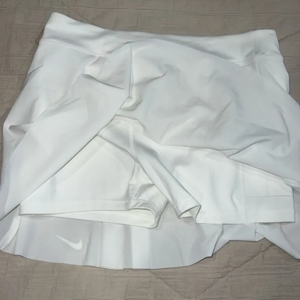 NWT Nike tennis/golf‎ skirt 
Golf Club Skort
Size XL - Image 10