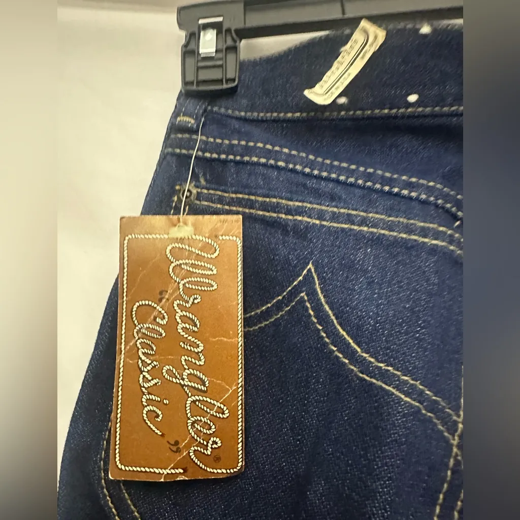 Vintage Deadstock Wrangler No Fault Women’s Straight Leg Jeans 24x34 Western USA - Image 3