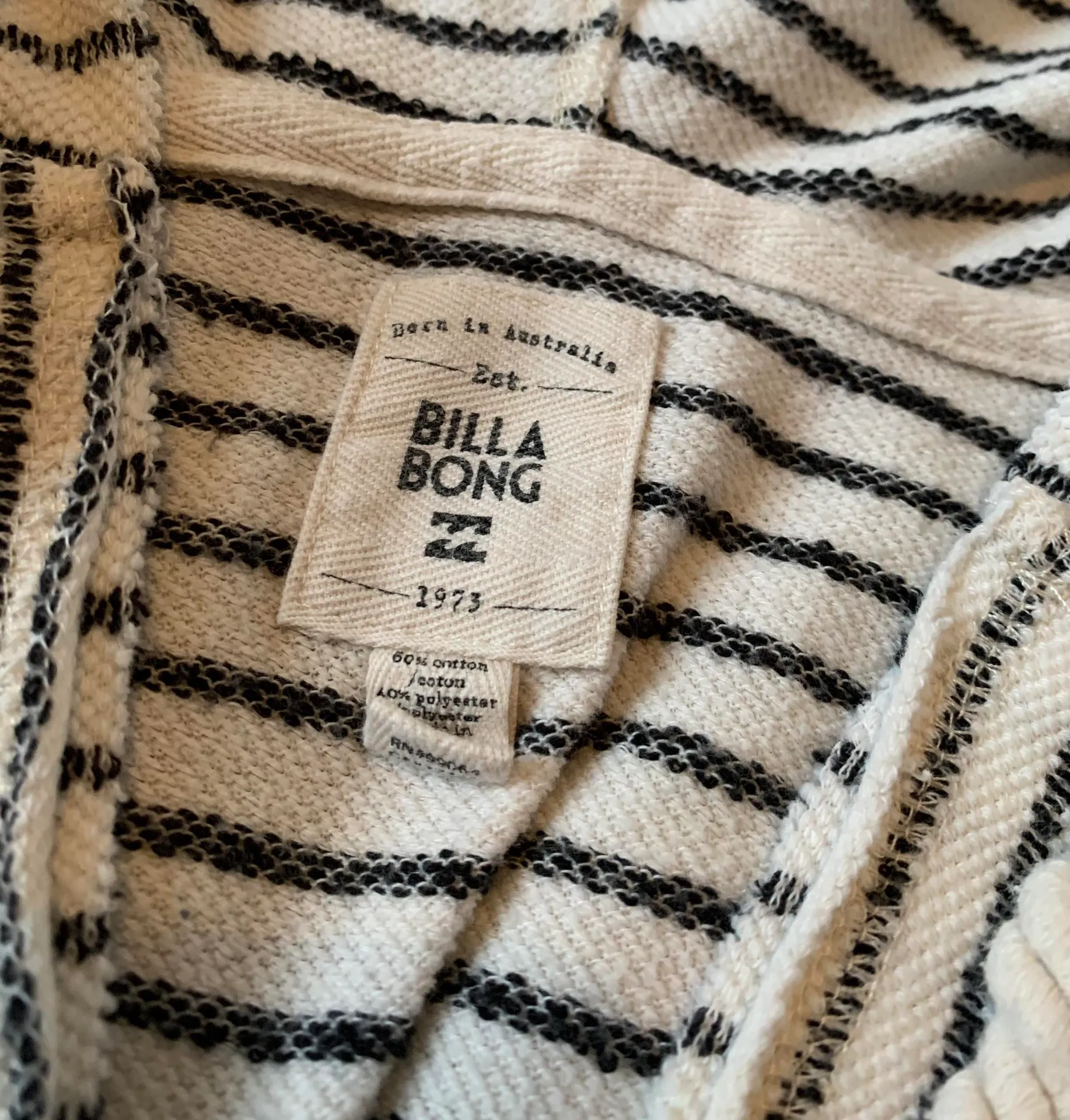 Billabong Hoodie - Image 4