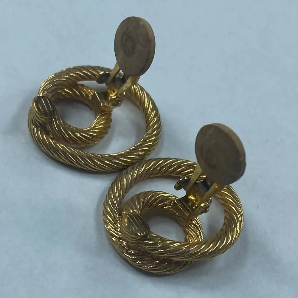Gold Tone Metal Twisted Rope Swirl Cable Clip - Image 3