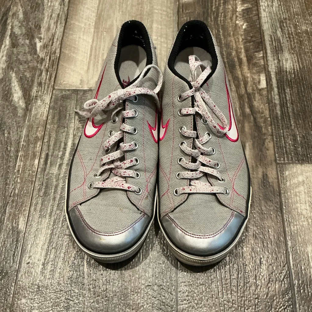 Retro 2009 Nike Women's Gray and Pink Sneakers Size 8.5 - Image 9