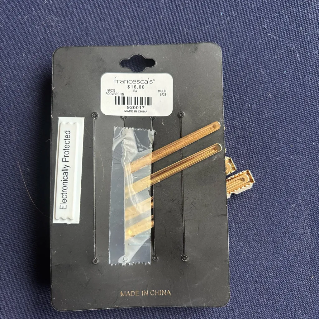 Francesca's Noir Bobby Pins - Image 2