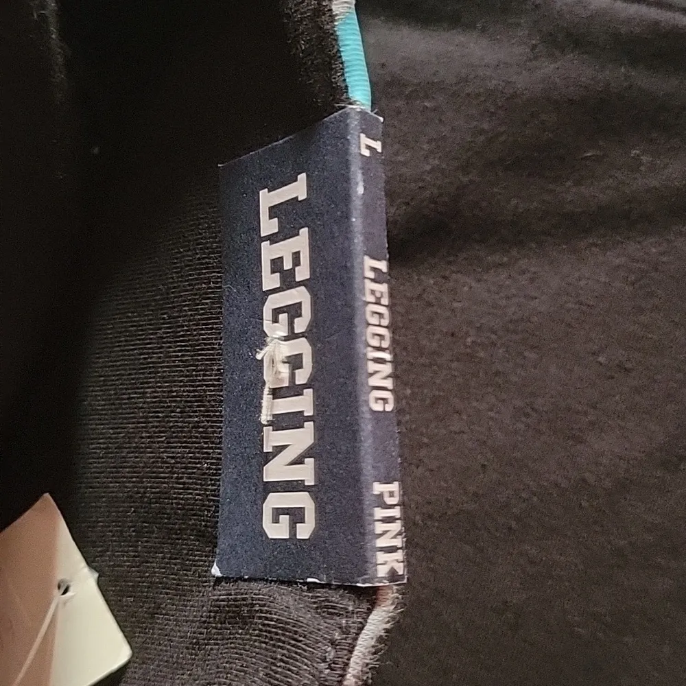 Victoria's Secret VS Pink Yoga Leggings - Image 4