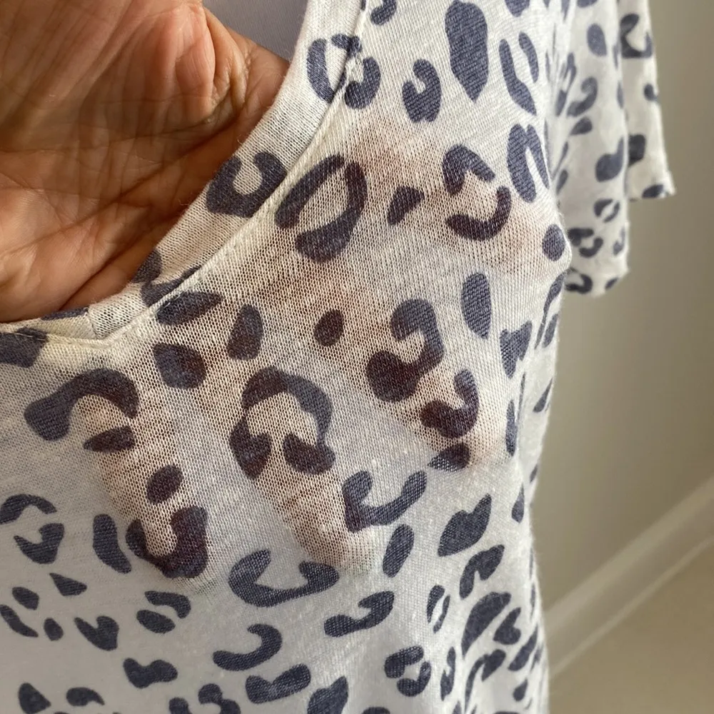 Rails Cara Snow Leopard Linen Blend Tee - Image 7