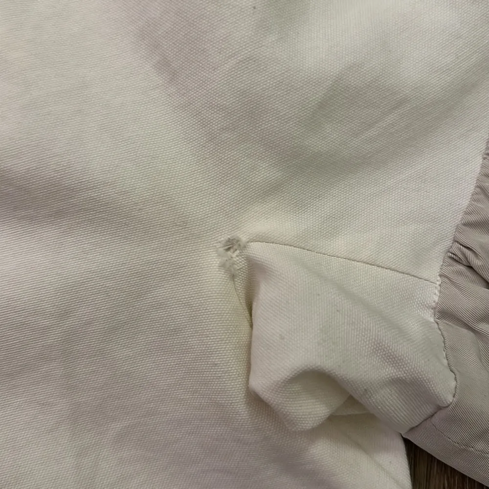 Super cute Chloe top blouse France Made Size T 42 **a hole in each under arm - Image 2