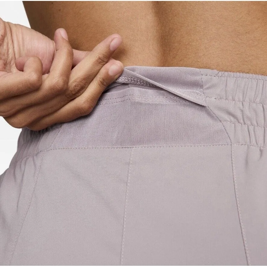 Nike One Women's Size XL‎ Dri-FIT Mid-Rise 3" Brief-Lined Shorts DX6010-019 NWT - Image 5