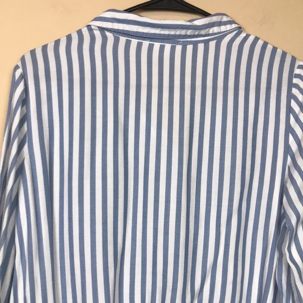 BeachLunchLounge Women’s Striped Split Neck Button-Up Tie 7/8 Sleeve Shirt - Image 8