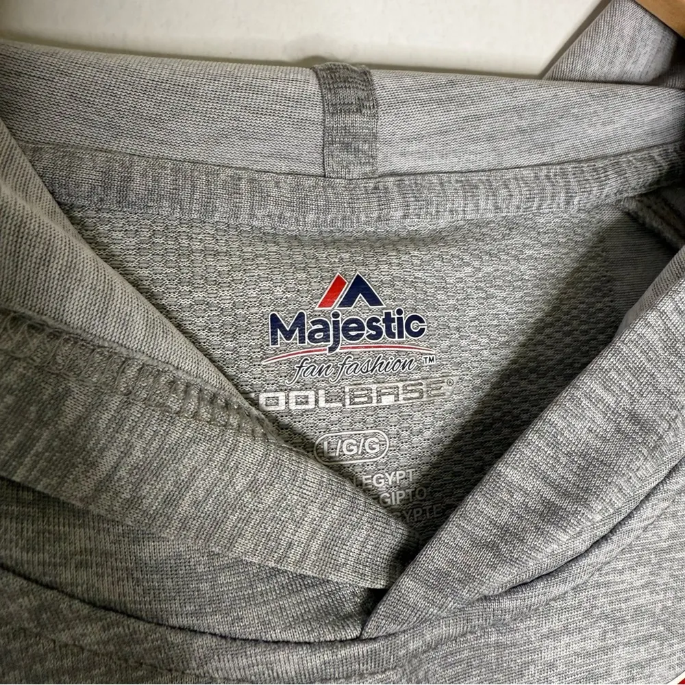 Majestic Fan Fashion New England Patriots Hooded Shirt Women’s Size Large - Image 4