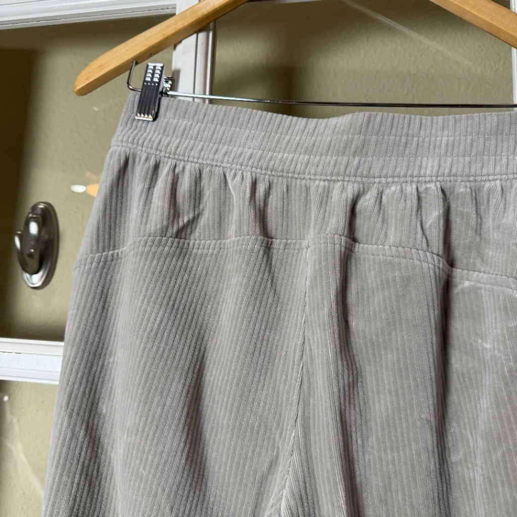 Lululemon Velvet Cord Scuba Jacket & Wide Leg Pants Riverstone Taupe Size 6/8 - Image 13
