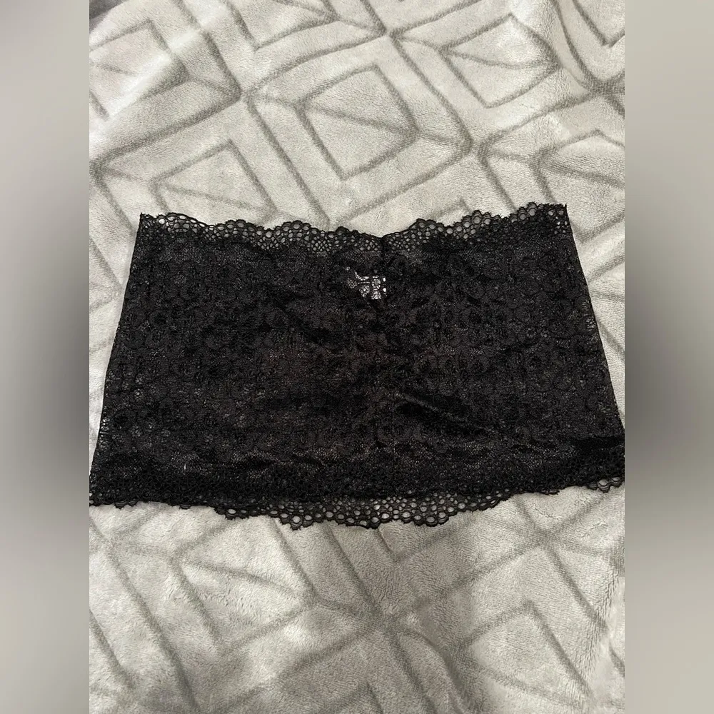 CHUNS Black Lace Bandeau Tube Top Size F - Image 4