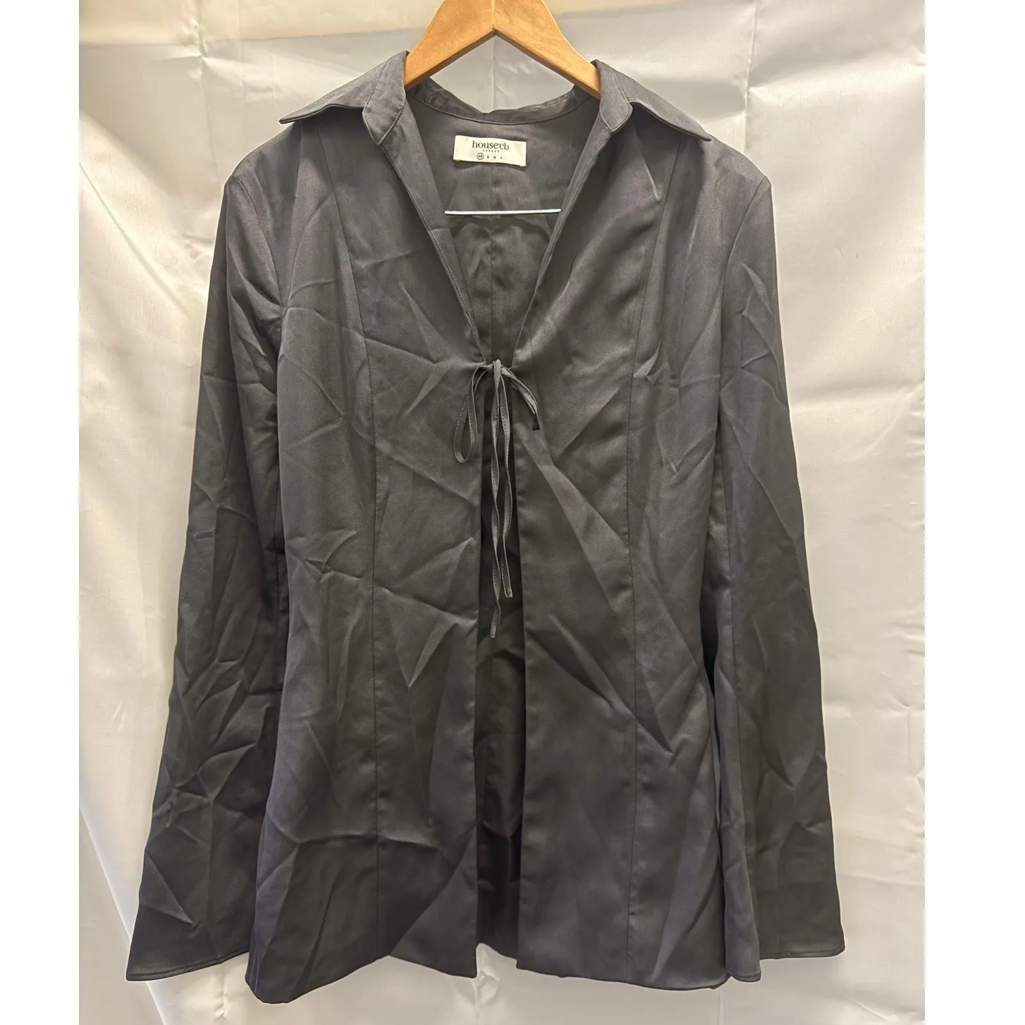 House of CB Alisa Charcoal Satin Blouse XS Chic Gala Romantic Feminine Vacation - Image 5