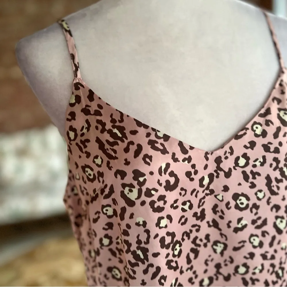 NWT Hem & Thread Slip Dress Satin Pink Animal Print Leopard M Cocktail Party Mod - Image 5