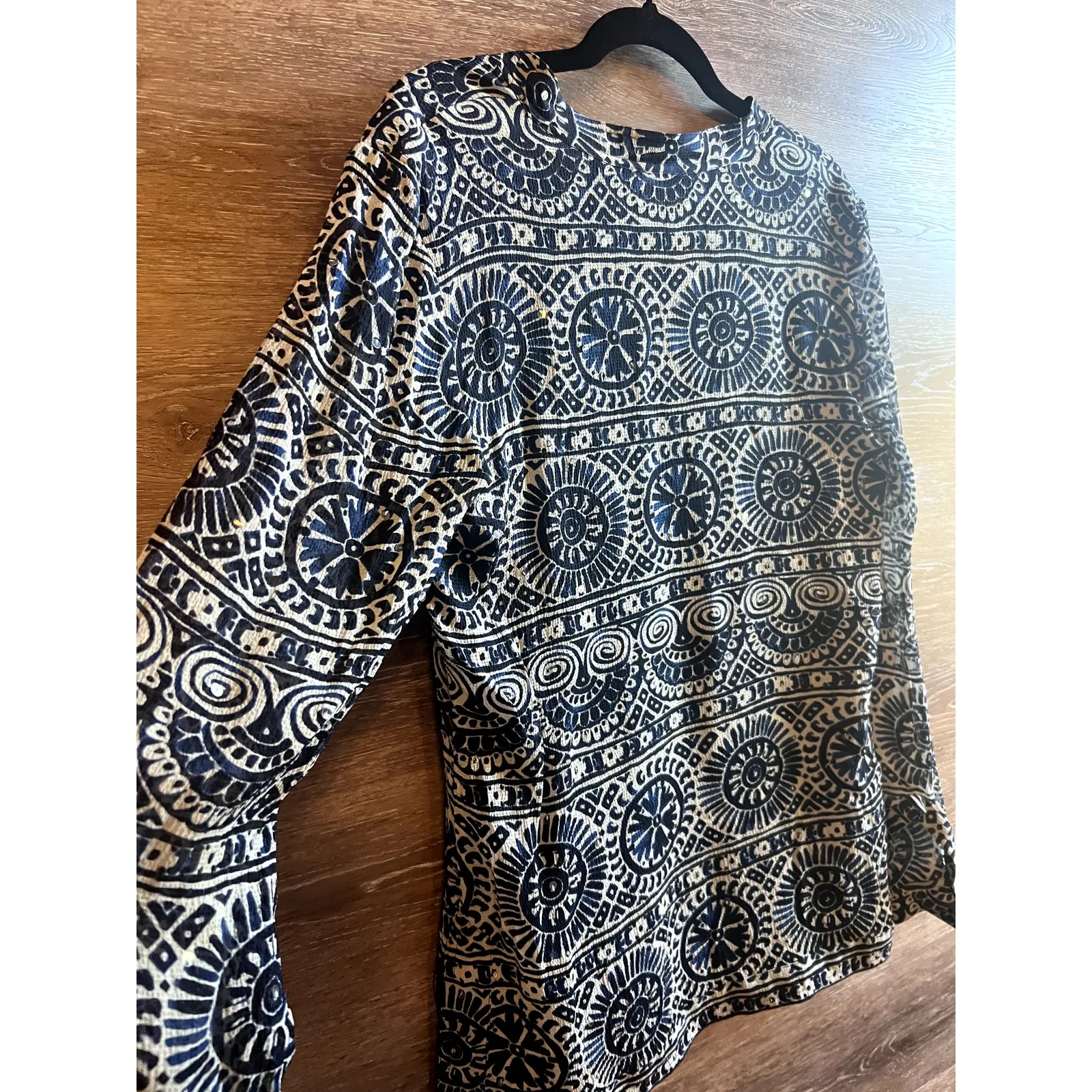 Tory Burch Blouse size 8 blue Silk Geometric beaded V Neck - Image 11