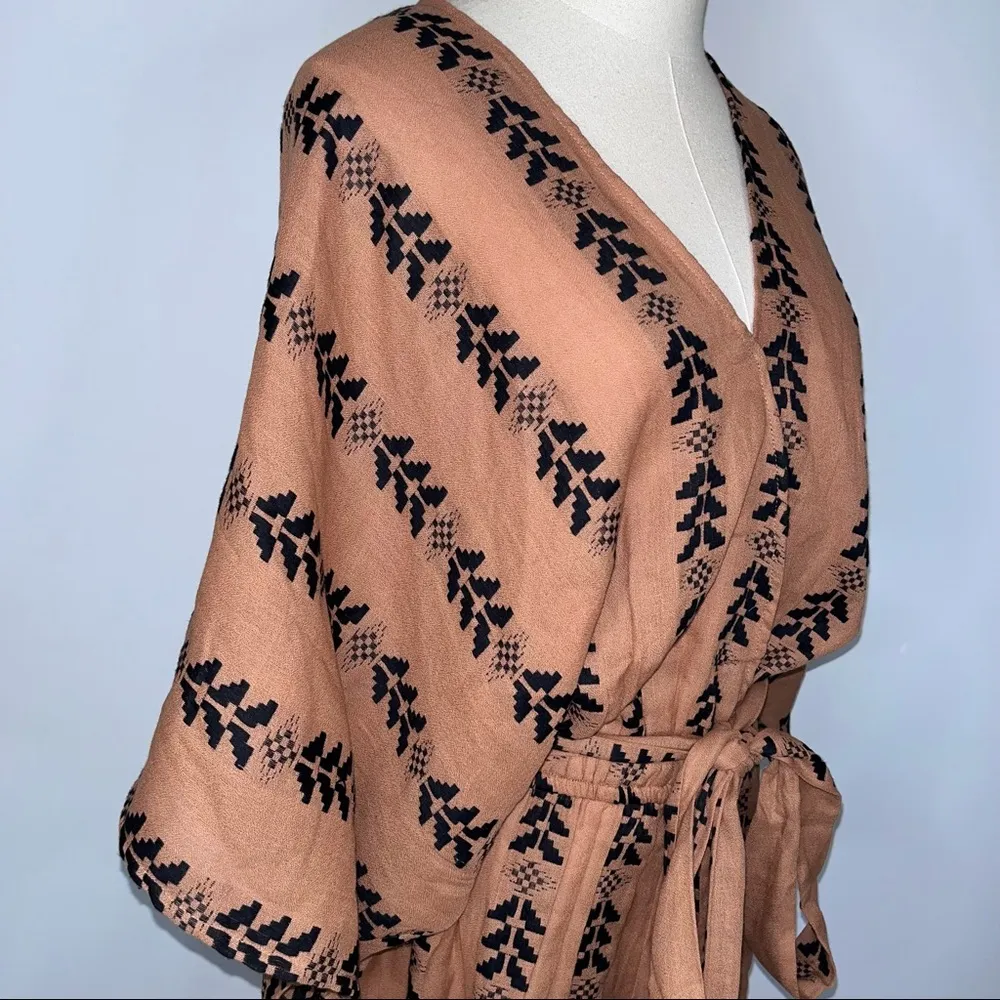 Elan  Brown Black V Neck Short Romper Small Boho Arrow Tribal Design NWT - Image 7
