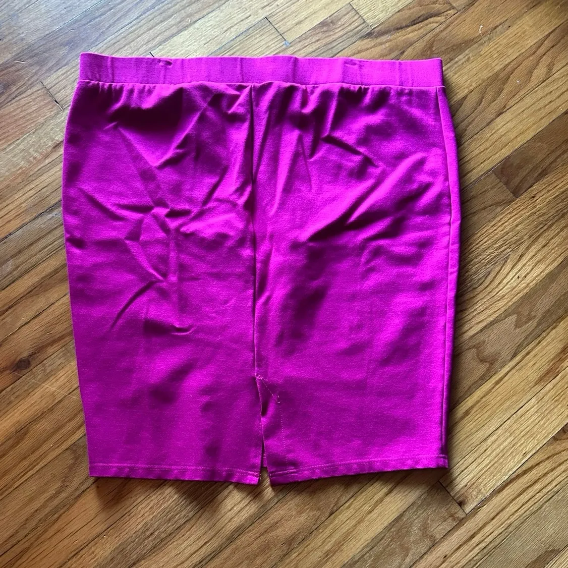 Torrid Fuchsia Stretch Pencil Skirt – Women’s Size 3X - Image 3