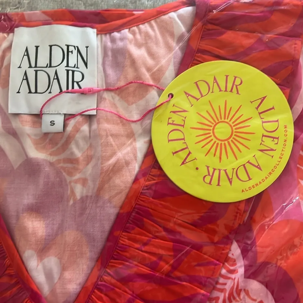 Alden Adair Jean Top in Lovers Lane, Size S New in Packaging - Image 4