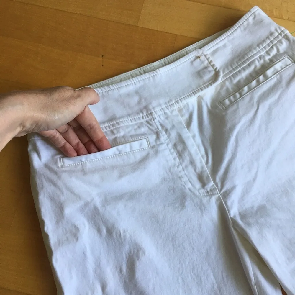 womyn Kate Crop Capri Pant, Straight, Wide Leg, Mid Rise, White, Size 4 White - Image 3