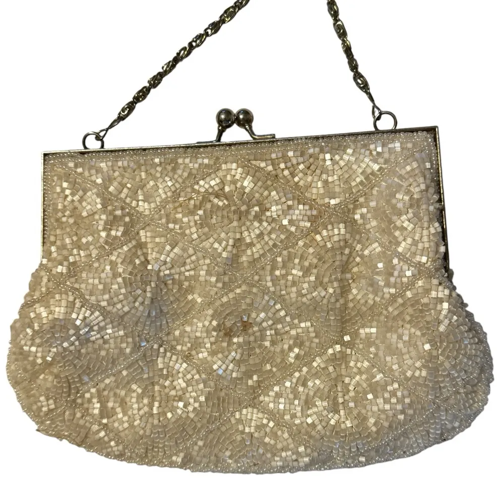 Vintage La Regale Beaded Evening‎ Bag with Chain - Image 4