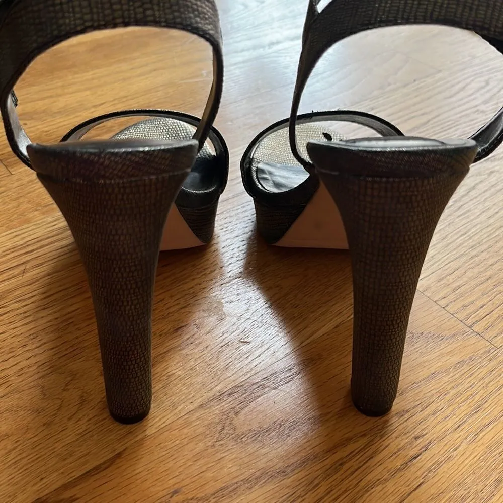 Madden Girl Ankle Rollo Platform Stiletto 5” Golden Metallic/ Black Heels-9.5 - Image 4