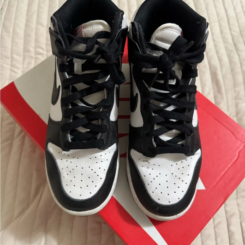 Nike Dunk High Tops Retro in Black and White Panda - Image 2