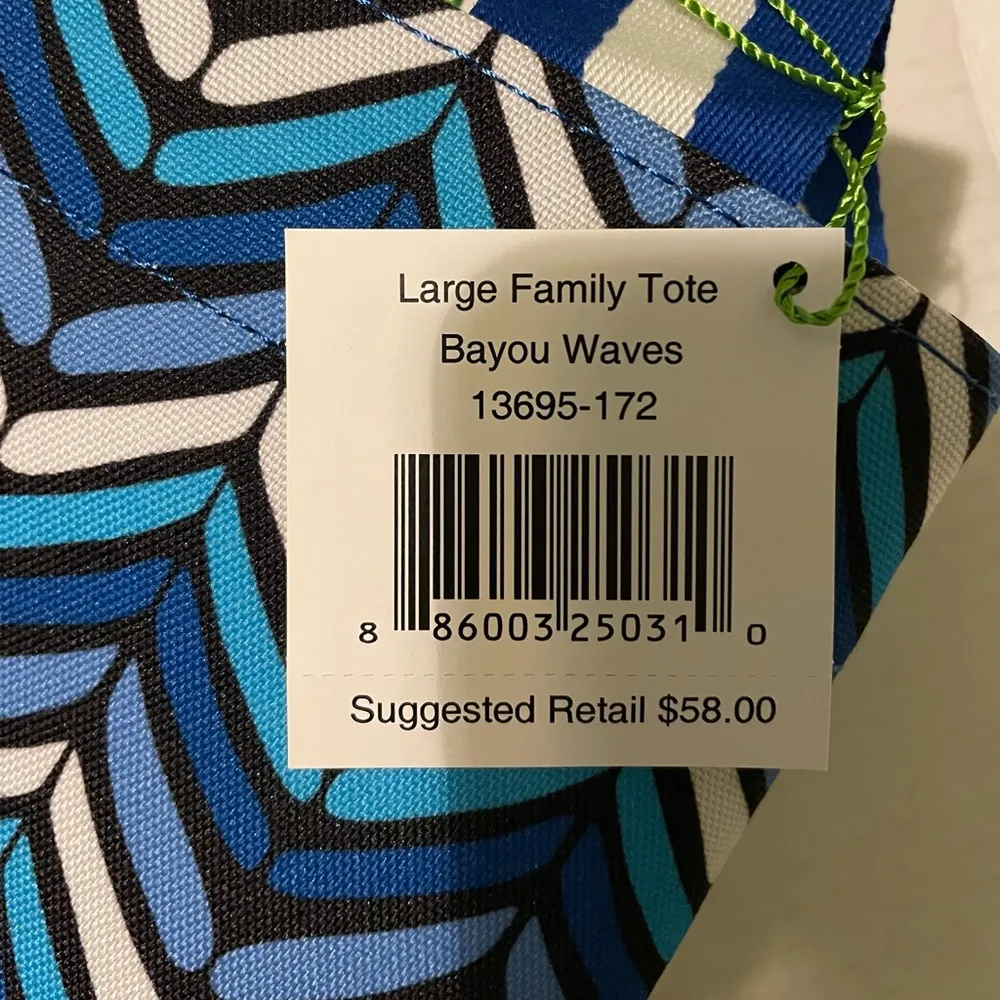 Vera Bradley Large Family Tote Bayou Waves Blue Chevron Geometric NWT - Image 2