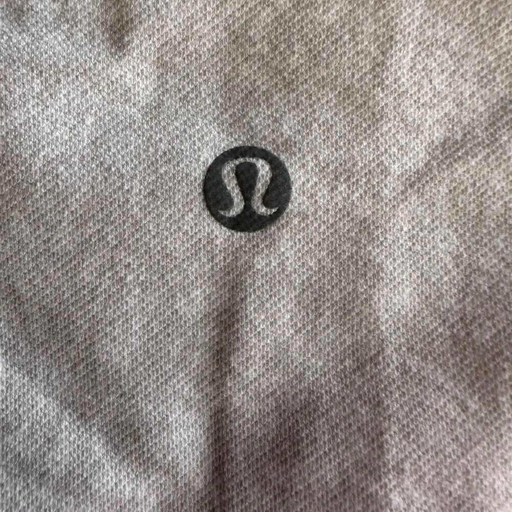 Lululemon Size 4 Cream and White Swirl and Flower Design Luon Leggings - Image 4