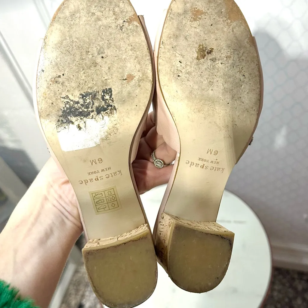 KATE Spade Warren Scalloped Leather Heels - Image 6