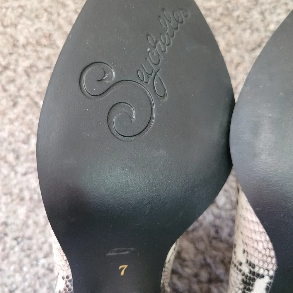 Seychelles Snakeskin Block Heel Booties - Image 8