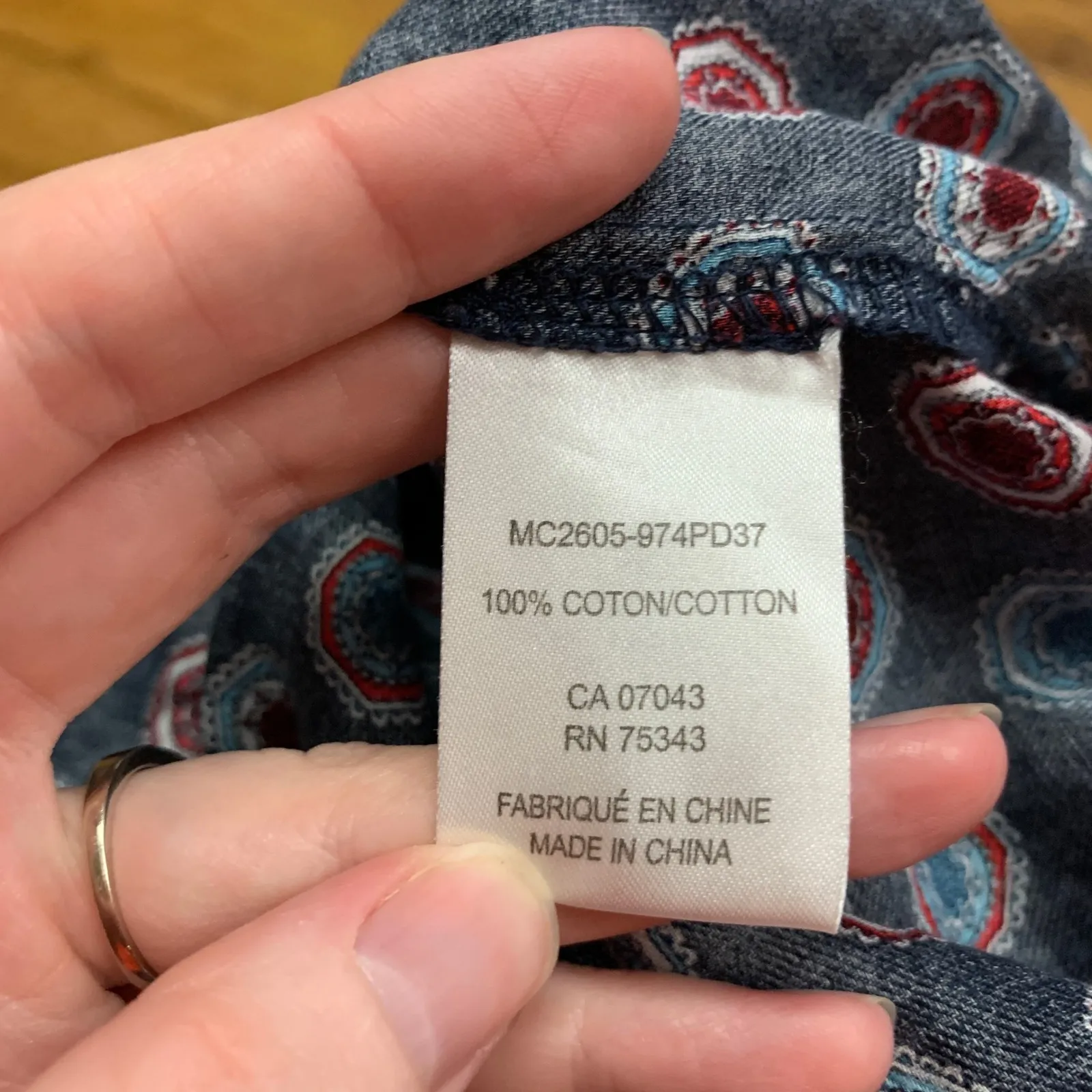 ARTISAN‎ NY Navy Blue Red Blue Floral Print Button Down Shirt Women's Size Large - Image 6