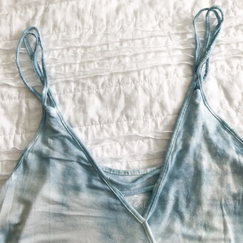 American Eagle Soft & Sexy Blue Tie-Dye Tank - Image 5