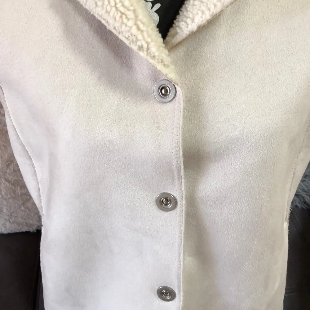 JONES NEW YORK SIGNATURE Faux Suede Vest Size M - Image 2