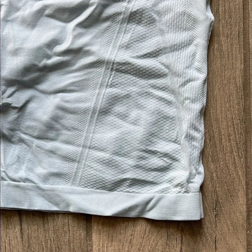 Women's Light Blue Tank Top Size M - Image 2