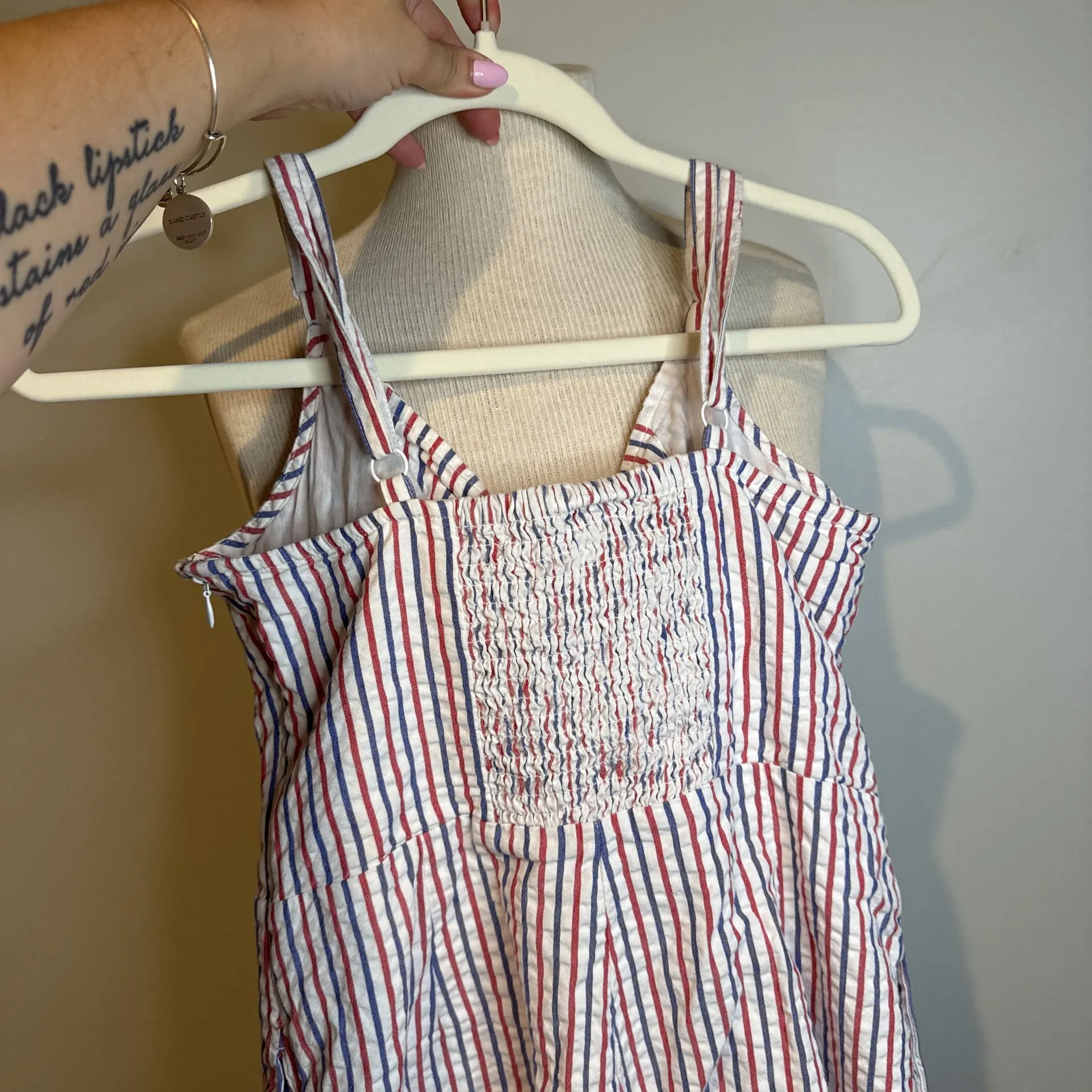 Vineyard Vines Fireworks Stripe‎ Seersucker Romper - Image 4