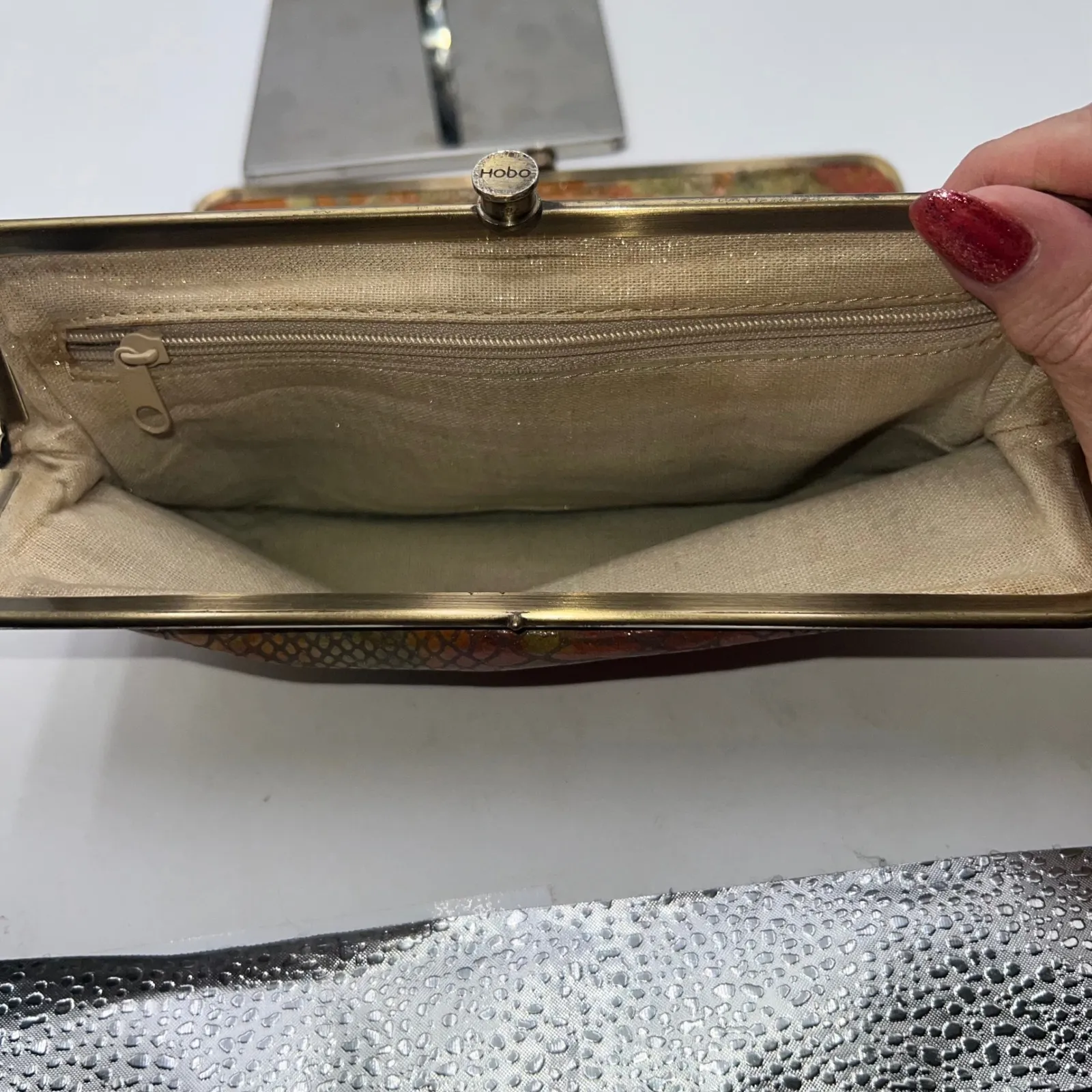 Hobo Clutch Wallet Snakeskin Print Leather Kisslock Closure Orange - Image 7