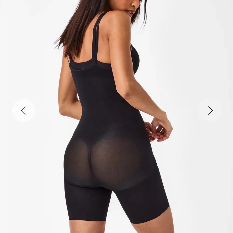 NEW SPANX Sculpt OnCore Open Bust Mid Thigh Bodysuit Black Shapewear Size 1X - Image 2