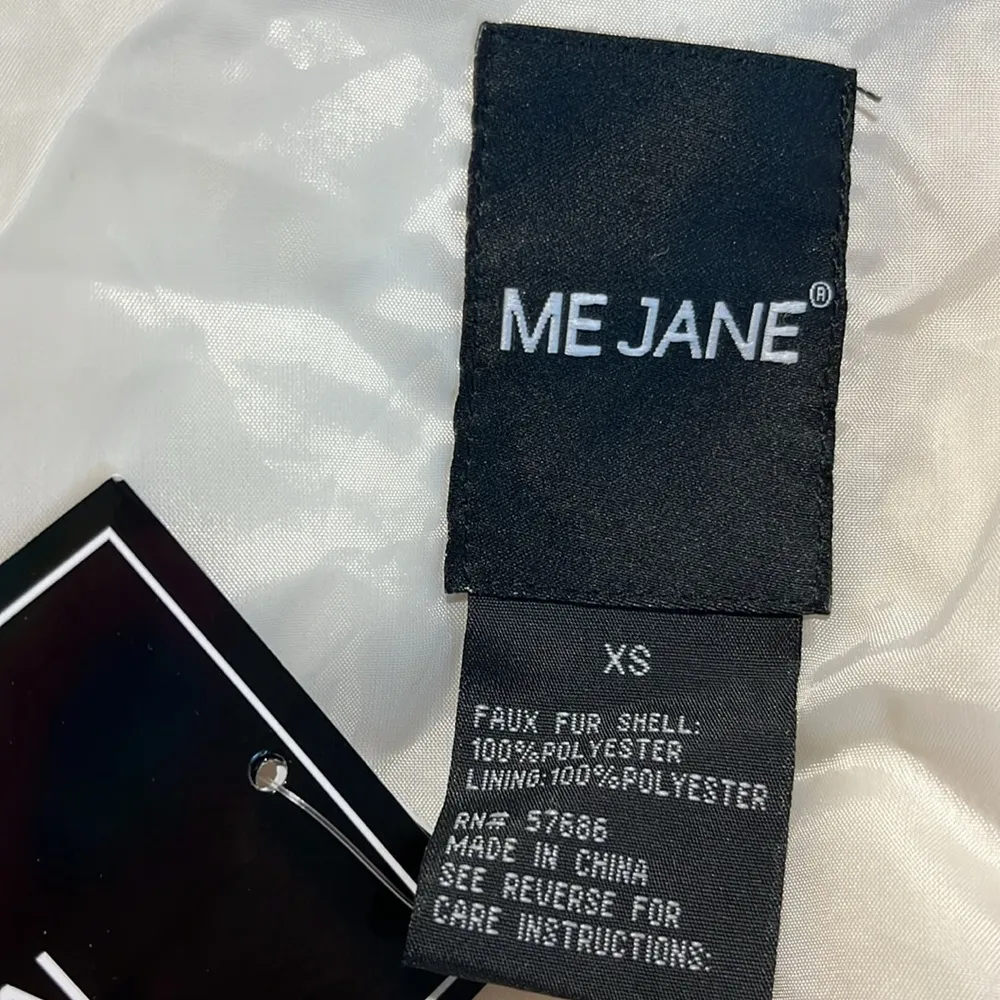 Me Jane Cream Off White Sherpa Wrap Stole Faux Fur Vest Plush Womens XS Shrug - Image 11