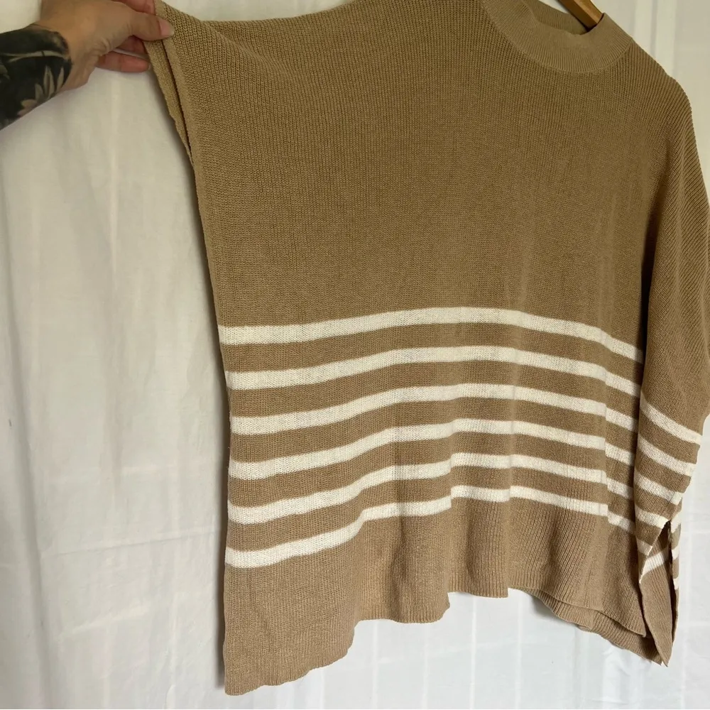 J. Crew factory striped poncho wool blend knit barley tan white strip  one size - Image 3