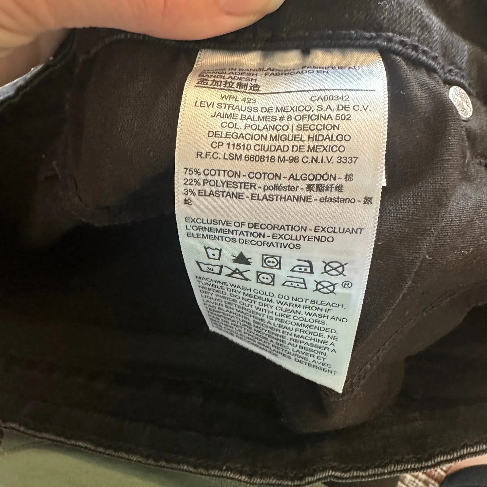 DENIZEN x LEVI'S | Modern Ankle Black Distressed Ripped Skinny Jeans, Size 12 - Image 7