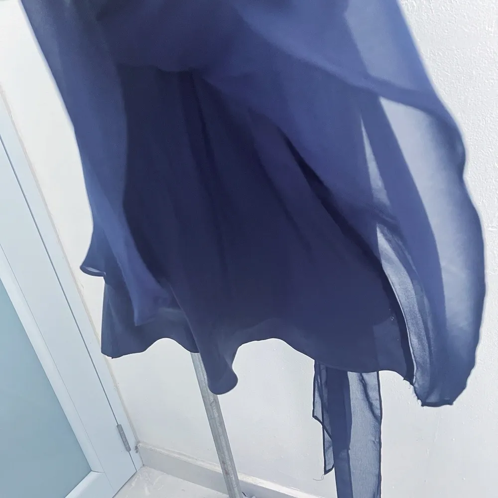 Lauren Ralph Lauren Navy Blue Sleeveless V-Neck Ruffle Trim Wrap Dress 8 NWOT - Image 4