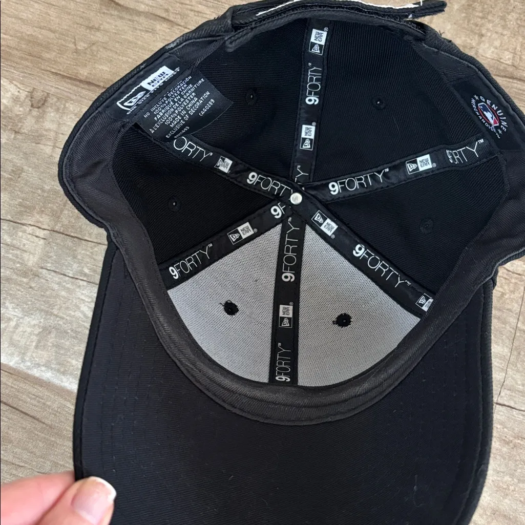 New Era San Francisco Giants black and orange adjustable hat - Image 4