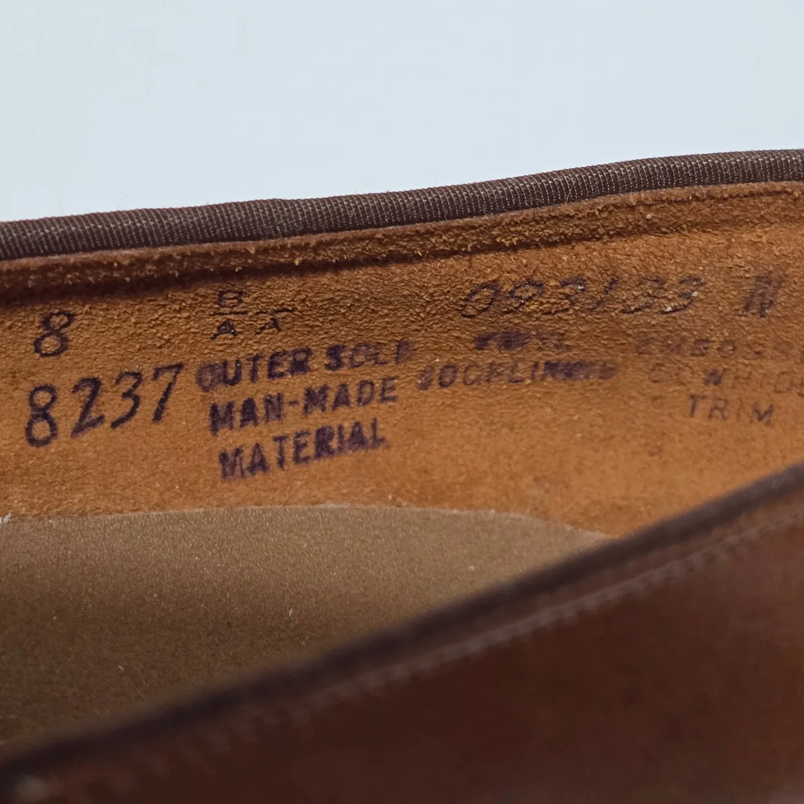 Vintage Andiamo 70s Brown Leather Block Heel Pumps Size 8 Retro Mod Gold Accent - Image 8