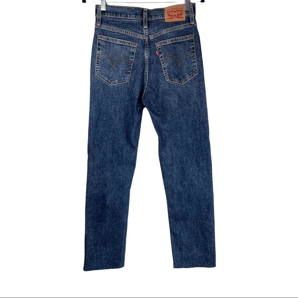 Levi’s Wedgie Straight Button Fly Distressed Jean Raw Hem Dark Wash Sz 26 - Image 4