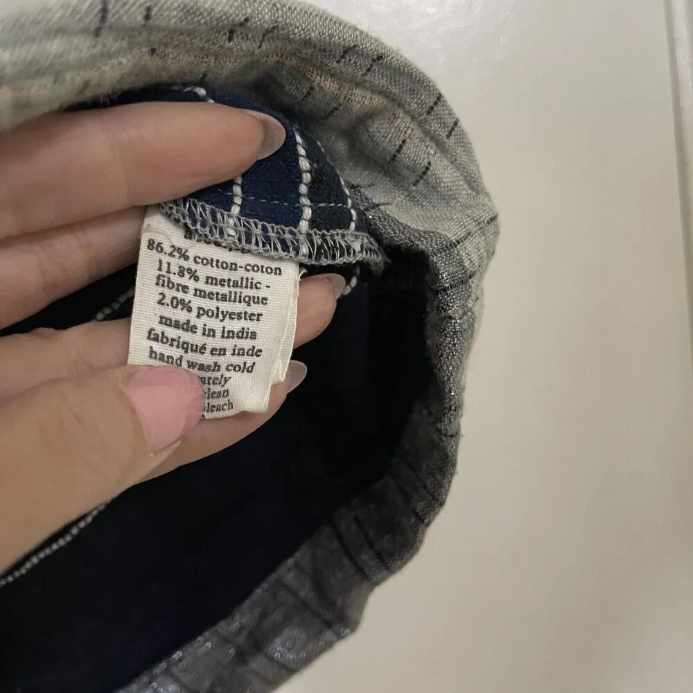 Ace & Jig gray striped shimmer sleeveless v neck button front top Medium - Image 4