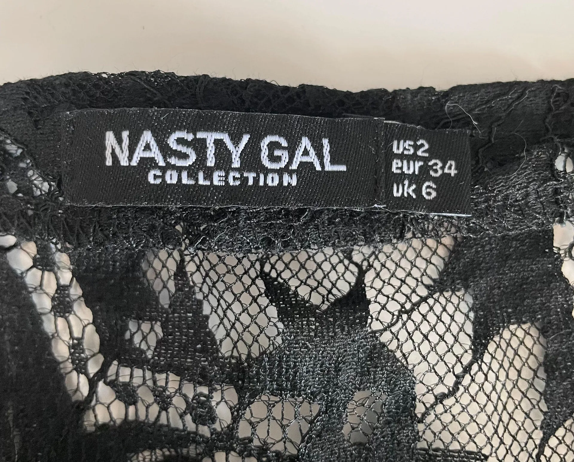 lace black longsleeve crop top - Image 9