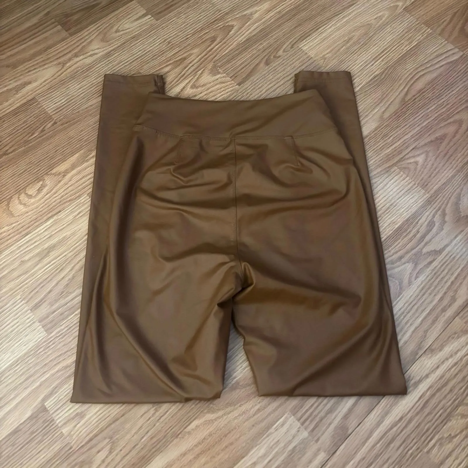 Offline By Aerie Luxe Faux Leather Leggings Size Medium - Image 7