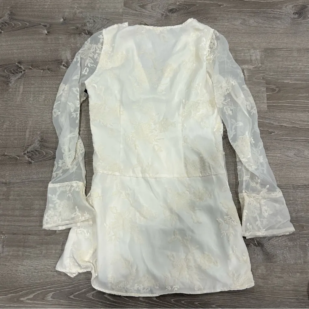 Meshki Emory Burnout Velvet Lace White Bridal Wedding Dress NWT Size Medium - Image 7