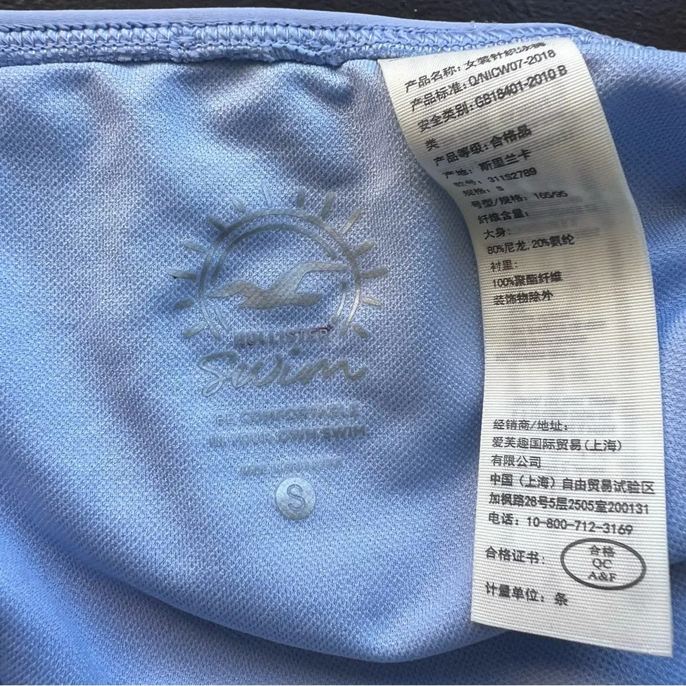 Hollister Light Blue Crossover Bikini Bottoms Size Small - Image 6