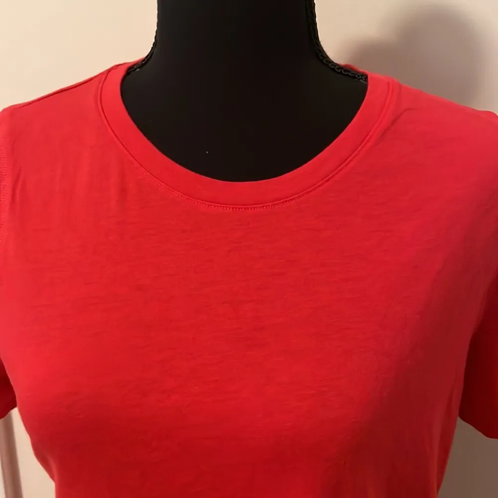 Athletic-‎ Womens red workout top - Image 2