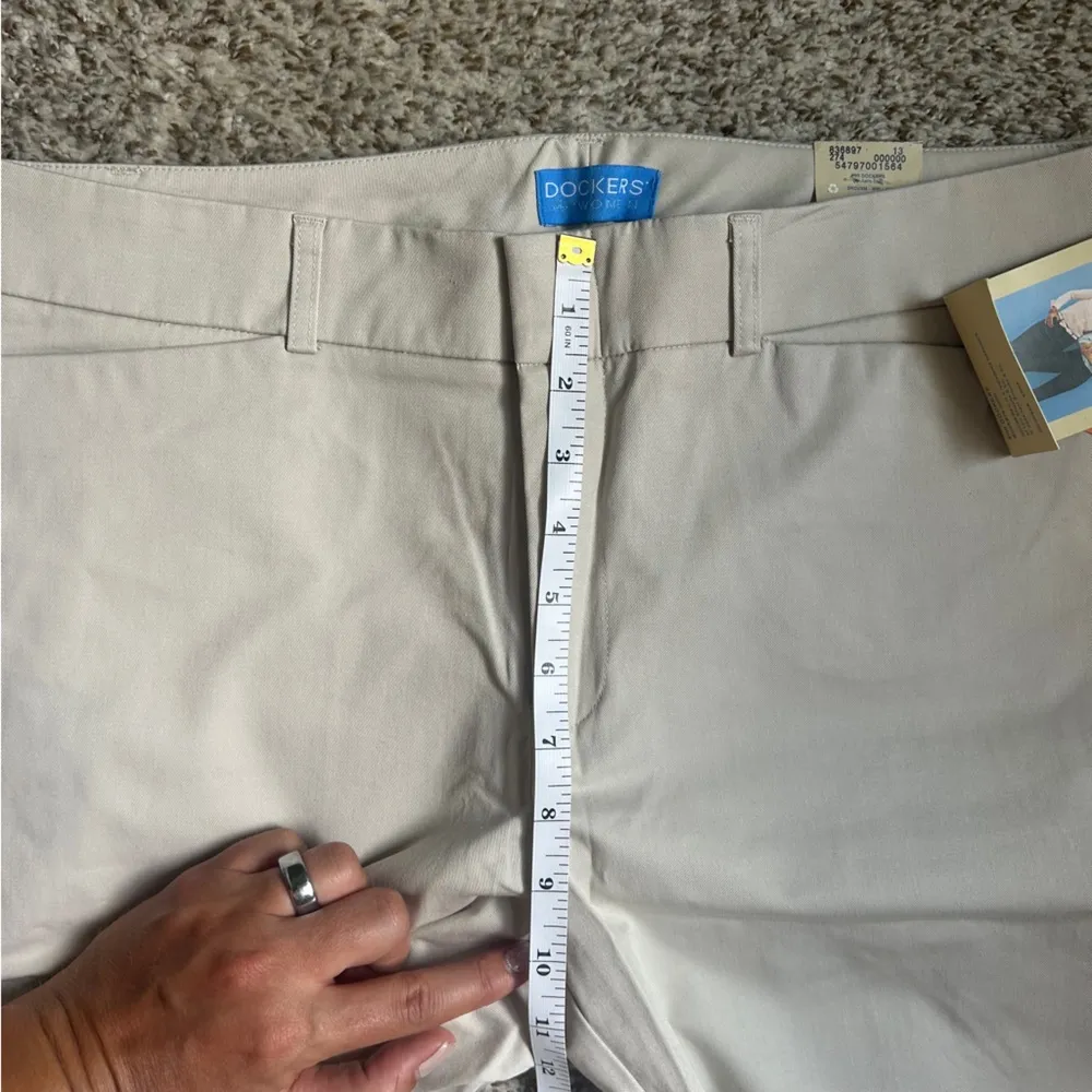 NWT Dockers Cream Tan Chinos Crisp Cotton Khakis Neutral Classic Vintage 12 - Image 7
